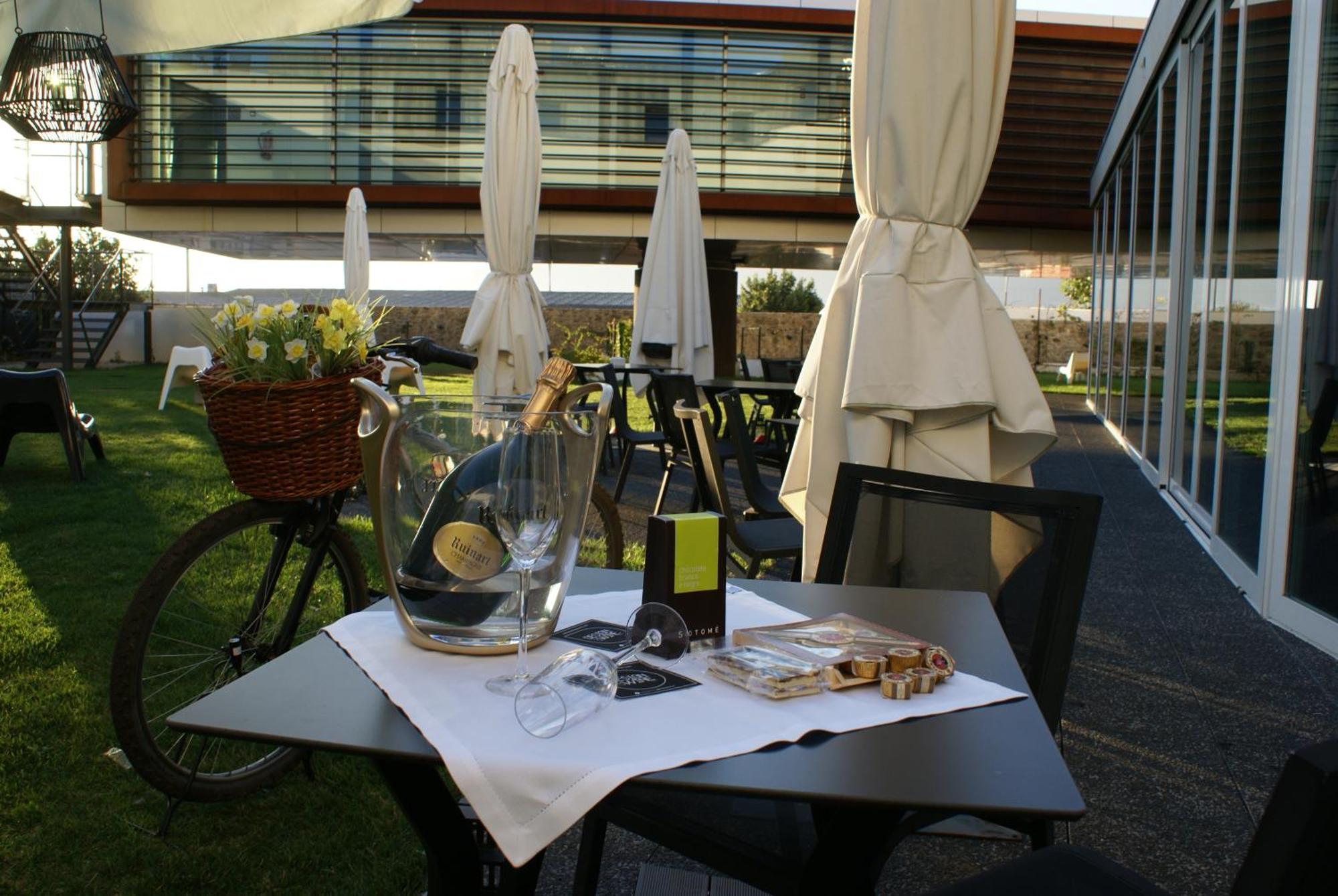 Design & Wine Hotel Caminha Ngoại thất bức ảnh